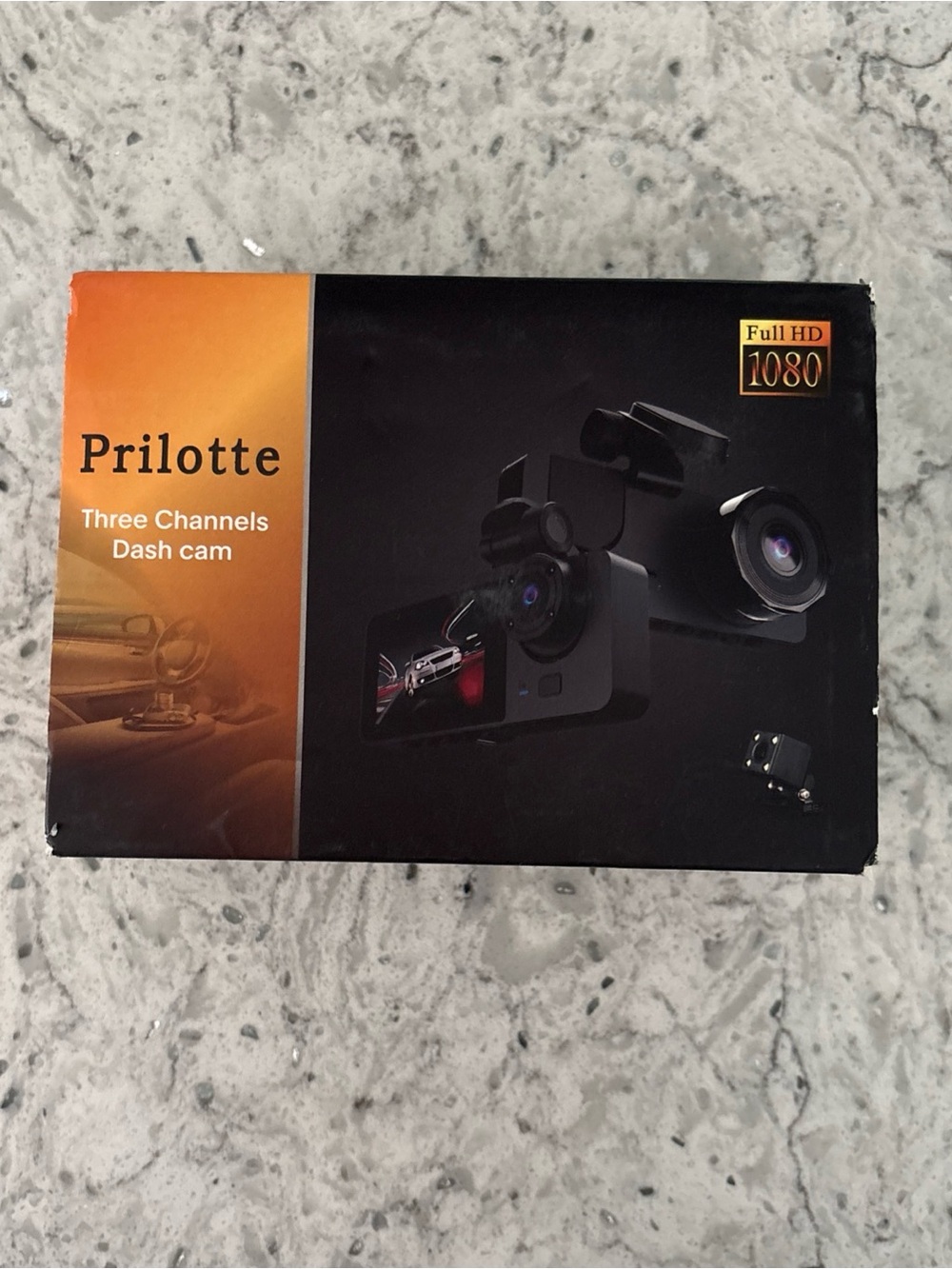 Prilotte Three Channels Dash Cam in Black and Orange